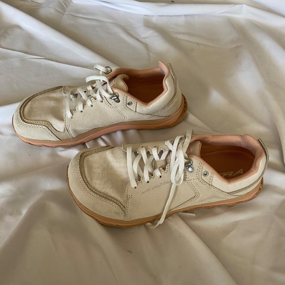 Altra WOMEN'S LP ALPINE Size 10 - Picture 4 of 7